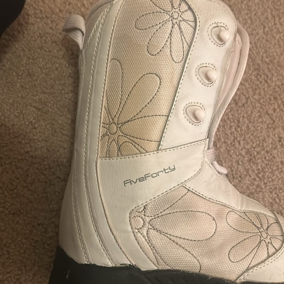 Women’s Five Forty Size 5 Snowboarding Boots - Picture 5 of 14